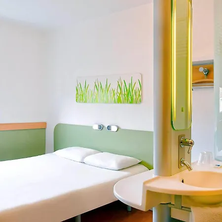 Ibis Budget Sud Seyssins Сесен