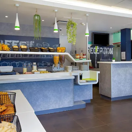 Ibis Budget Grenoble Sud فندق