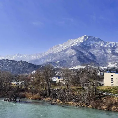 Ibis Budget Grenoble Sud 2*