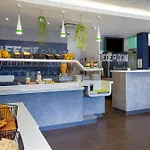Ibis Budget Grenoble Sud ホテル