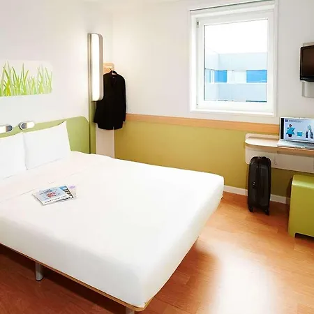 Hotel Ibis Budget Grenoble Sud 2*