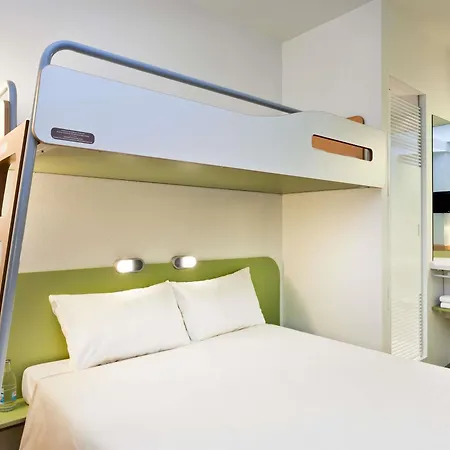 Ibis Budget Grenoble Sud 2*