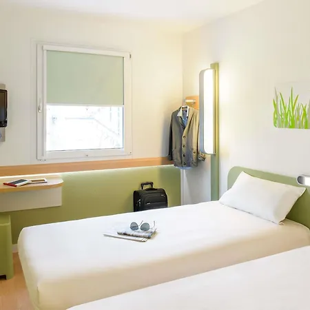 Ibis Budget Grenoble Sud Hotel 2*