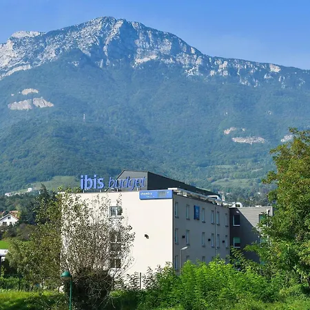 Ibis Budget Grenoble Sud 2*