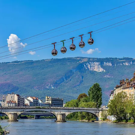 Hotel Ibis Budget Grenoble Sud 2*