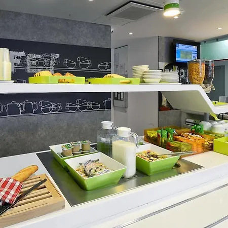 Ibis Budget Grenoble Sud Hotel 2*