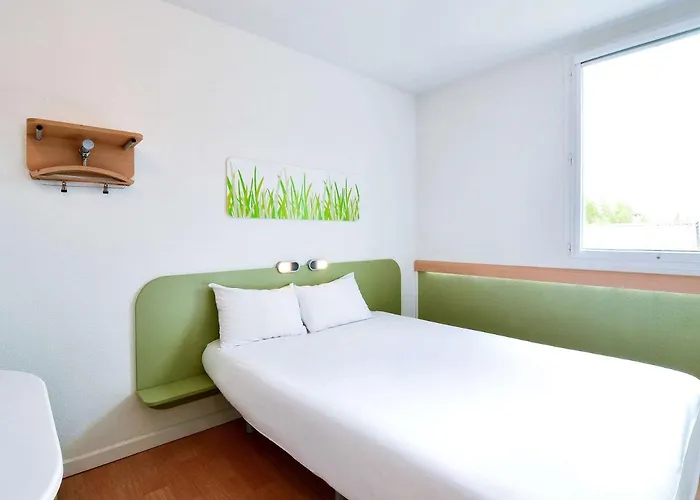 מלון Ibis Budget Grenoble Sud 2*